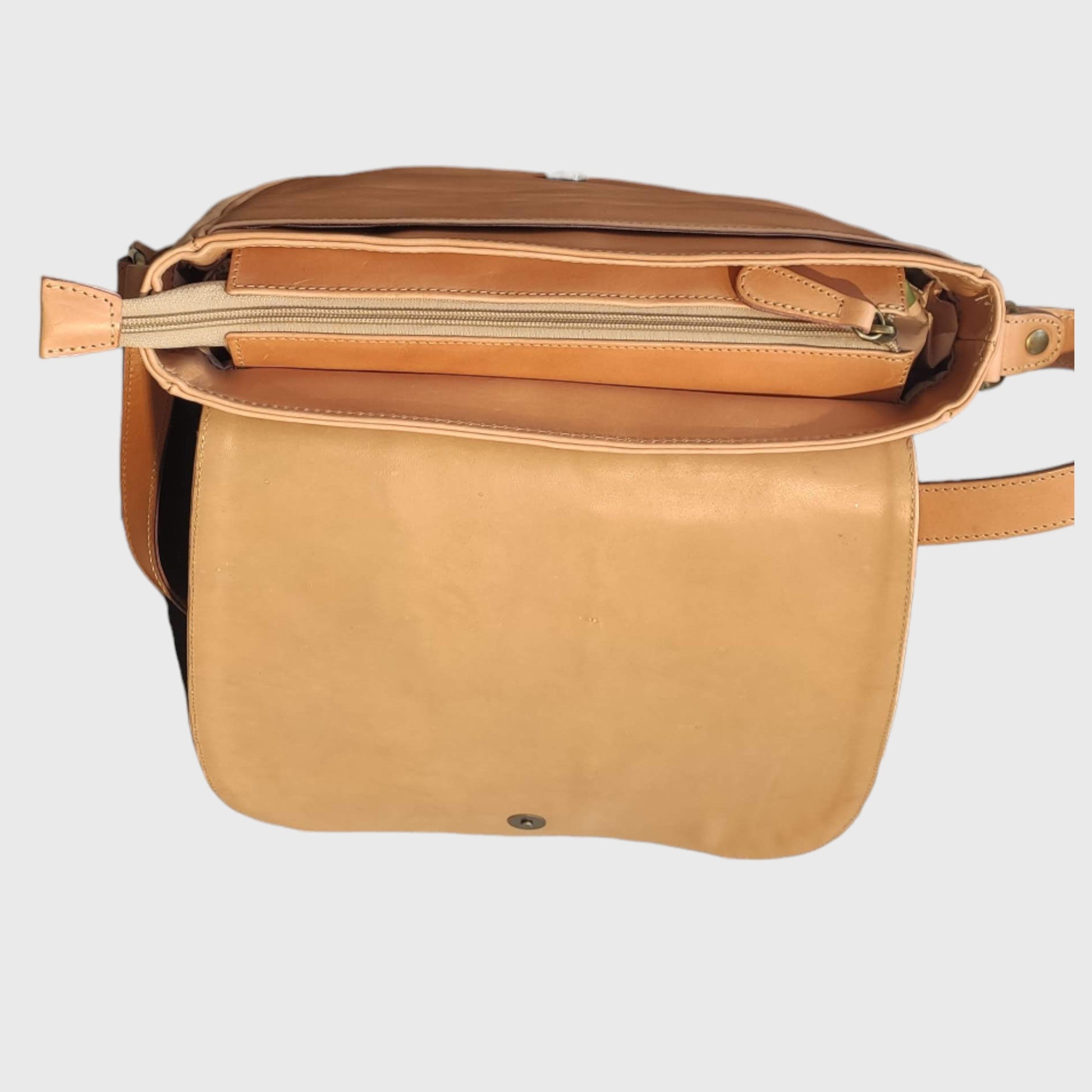 Pelletteria Pelle Nuda, Vera pelle, Borsa donna in pelle, Tolfa grande, Artigianato italiano